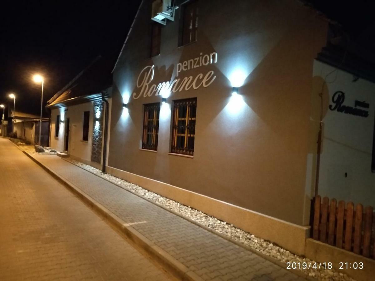 Penzion Romance Břeclav Exterior foto